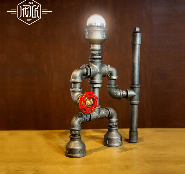 knight robot iron water pipe loft industrail desk lamp personality creative table lamp for home room bar light luminaria de mesa