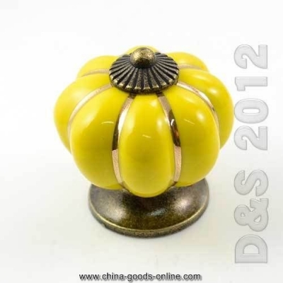 2015 pretty style colors ceramic pumpkin kitchen cupboard door drawer pull knob handle room decor yellow [Door knobs|pulls-397]