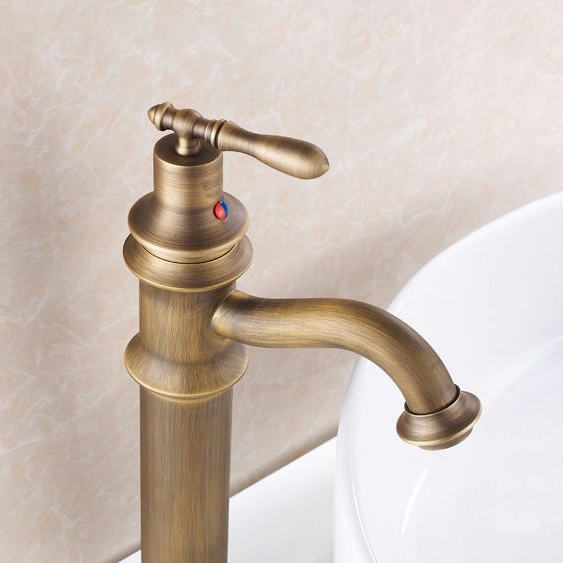 new torneira bathroom european classical faucet bronze fashion antique basin faucet water mixer taps 6613f