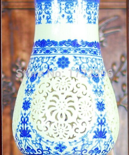 chinese style,jingdezhen blue and white porcelain,hand-painted hollow,1 light,warm light, led wall sconce,e26/e27,bulb included