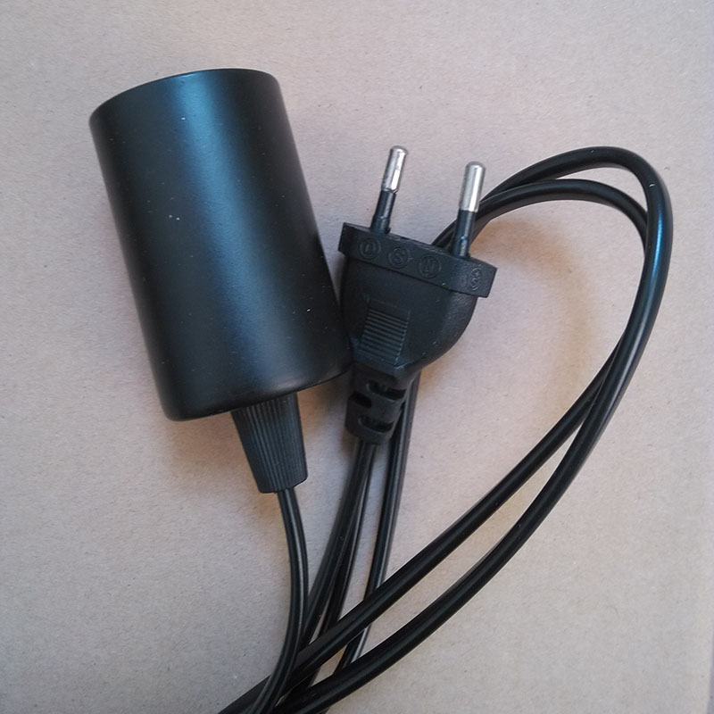 1.8m suspension e27 lamp holder, the power cord length of 1.8m, plug and switch, metal luster e27 base shell