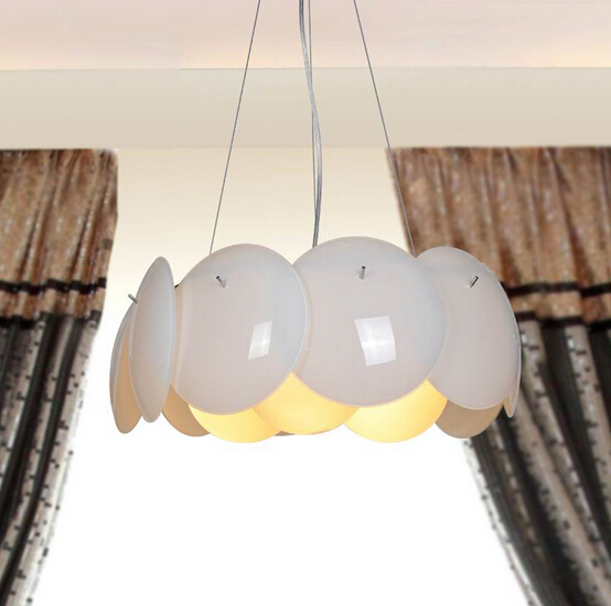 simple and stylish modern droplight round glass wafer pendant light