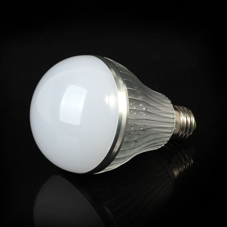 1pcs/lots led lamp light bulb e27 12w 220v/110v 1080lm warm white/white lamps for home