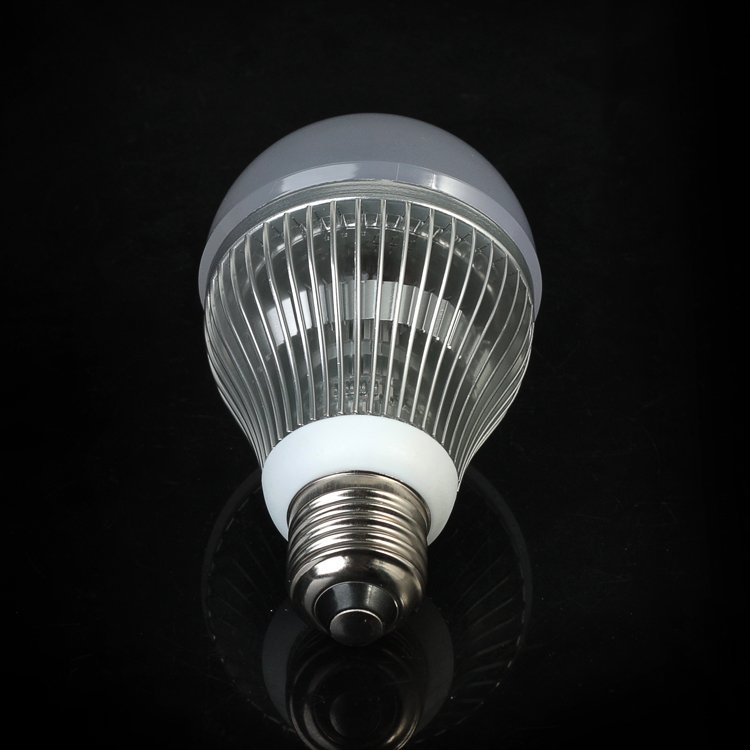 5pcs/lots led lamp light bulb e27 9w 220v/110v 810lm warm white/white lamps for home